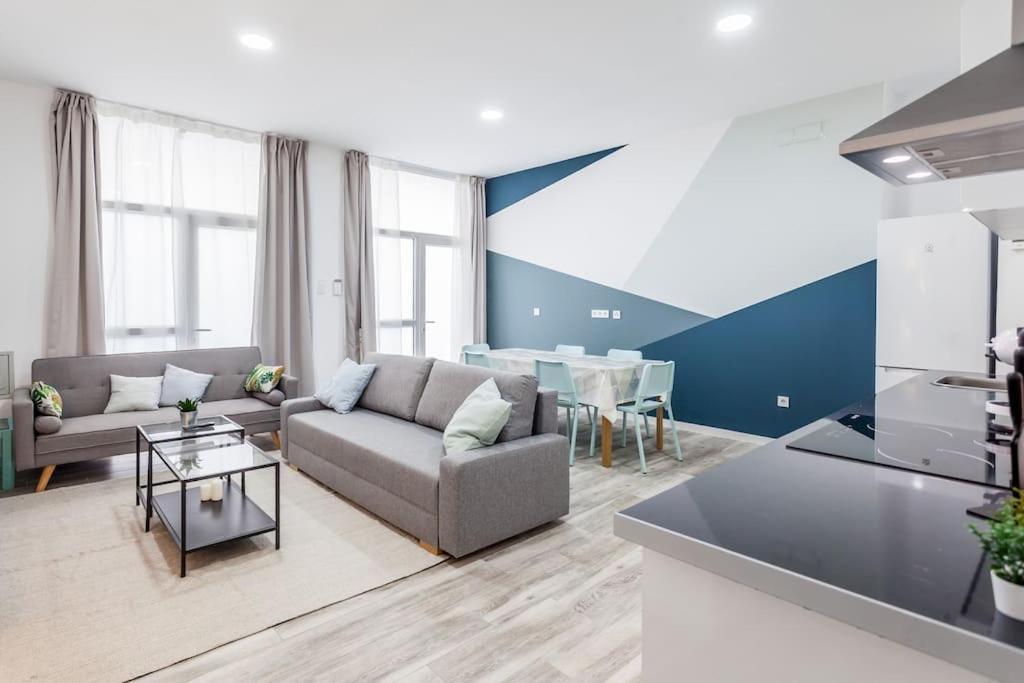 Apartamento Nuevo Cerca De La Playa Y Del Centro Valencia Exteriör bild